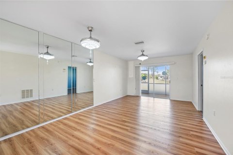 Купить виллу или дом в Лейк Сази, Флорида 7 комнат, 80.92м2, № 1911130 - фото 6