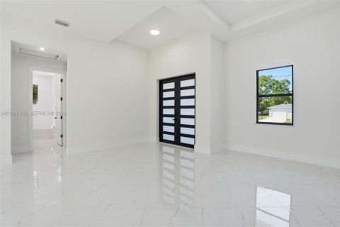 House in LaBelle, Florida 3 bedrooms № 2057517 - photo 20