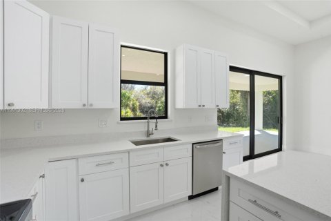 House in LaBelle, Florida 3 bedrooms № 2057517 - photo 17