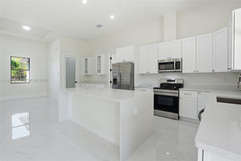 House in LaBelle, Florida 3 bedrooms № 2057517 - photo 15