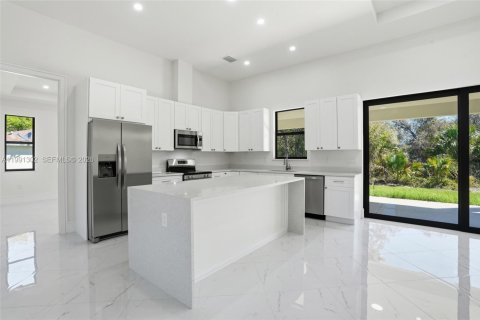 House in LaBelle, Florida 3 bedrooms № 2057517 - photo 13