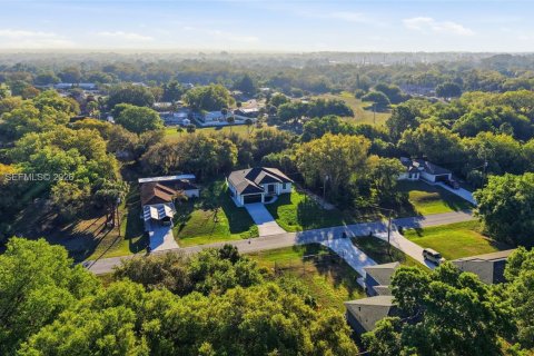 House in LaBelle, Florida 3 bedrooms № 2057517 - photo 6