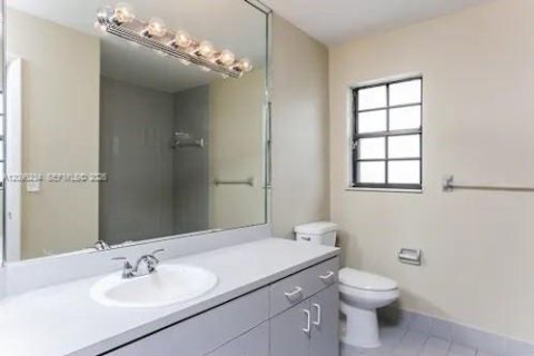 Villa ou maison à louer à Miami, Floride: 3 chambres № 2387841 - photo 6