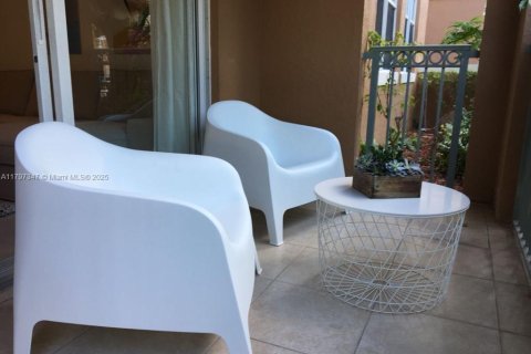 Снять в аренду кондоминиум в Авентура, Флорида 3 спальни, 122.63м2, № 1935646 - фото 22