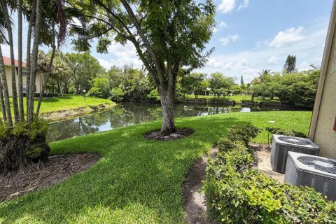 Copropriété à louer à Coral Springs, Floride: 2 chambres, 75.16 m2 № 2259679 - photo 13