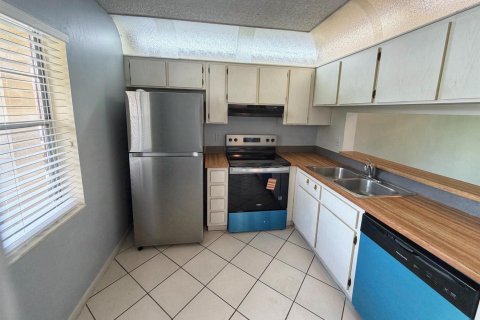 Condo à Coral Springs, Floride, 2 chambres  № 2259679