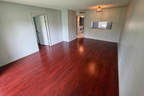 Copropriété à louer à Coral Springs, Floride: 2 chambres, 75.16 m2 № 2259679 - photo 6