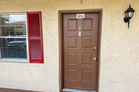 Copropriété à louer à Coral Springs, Floride: 2 chambres, 75.16 m2 № 2259679 - photo 15