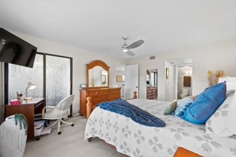 Condo in Punta Gorda, Florida, 2 bedrooms  № 1559656 - photo 20