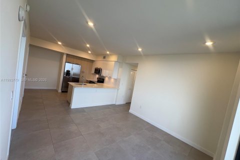 Casa en alquiler en North Miami Beach, Florida, 3 dormitorios № 2055501 - foto 7