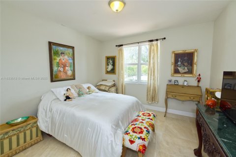 House in Miami, Florida 3 bedrooms, 170.94 sq.m. № 1814294 - photo 28