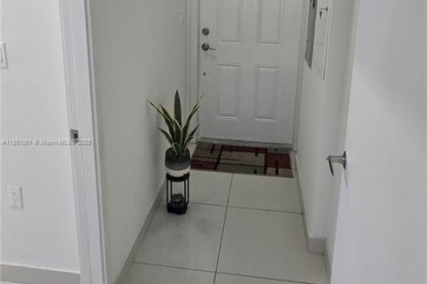 Adosado en venta en Homestead, Florida, 4 dormitorios, 133.22 m2 № 1855277 - foto 15