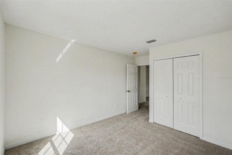 Townhouse in Tampa, Florida 3 bedrooms, 173.54 sq.m. № 2427108 - photo 26