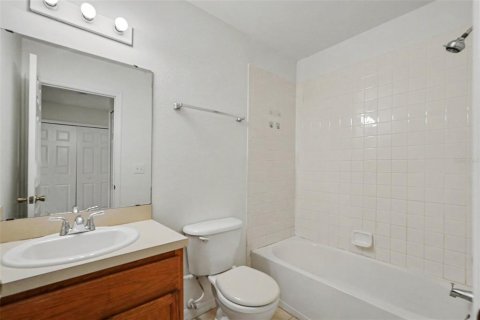 Townhouse in Tampa, Florida 3 bedrooms, 173.54 sq.m. № 2427108 - photo 30