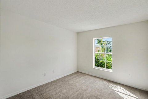Townhouse in Tampa, Florida 3 bedrooms, 173.54 sq.m. № 2427108 - photo 27