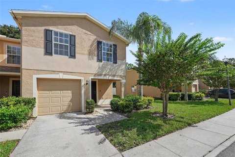 Townhouse in Tampa, Florida 3 bedrooms, 173.54 sq.m. № 2427108 - photo 3