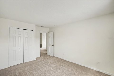 Townhouse in Tampa, Florida 3 bedrooms, 173.54 sq.m. № 2427108 - photo 28