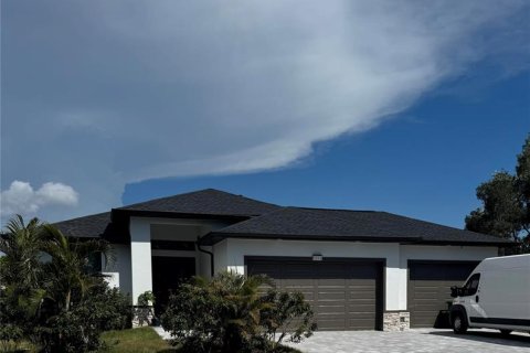 Купить виллу или дом в Порт-Шарлотт, Флорида 8 комнат, 155.15м2, № 2148744 - фото 3
