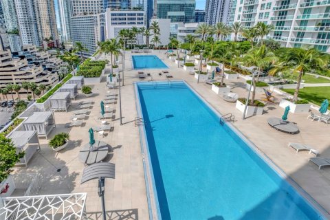 Condominio en venta en Miami, Florida, 2 dormitorios, 102.29 m2 № 2244358 - foto 19