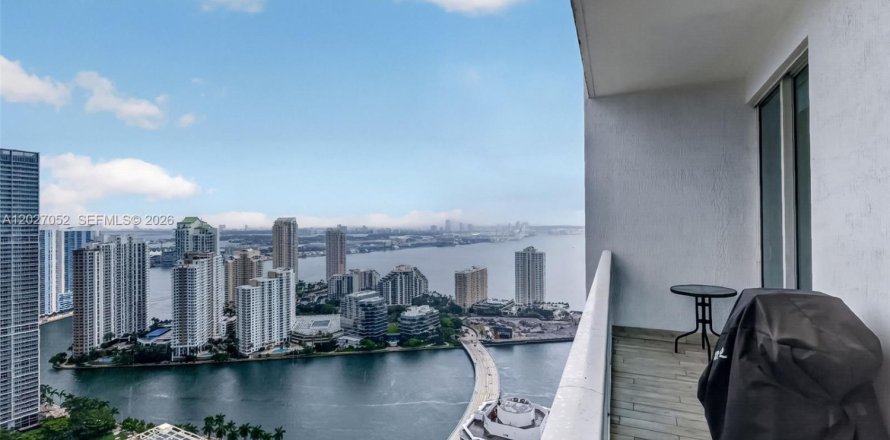 Condominio en Miami, Florida, 2 dormitorios № 2244358