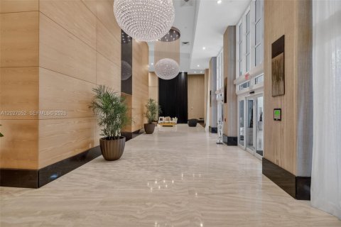 Condominio en venta en Miami, Florida, 2 dormitorios, 102.29 m2 № 2244358 - foto 17
