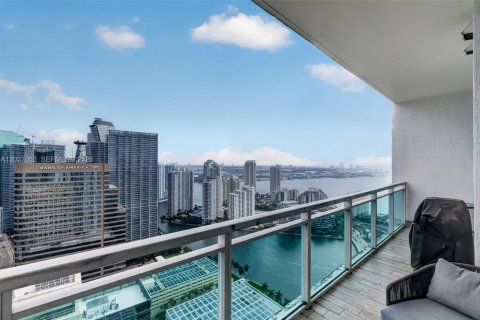 Condominio en venta en Miami, Florida, 2 dormitorios, 102.29 m2 № 2244358 - foto 16