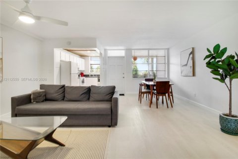 Copropriété à louer à North Palm Beach, Floride: 1 chambre, 79.43 m2 № 2434409 - photo 22