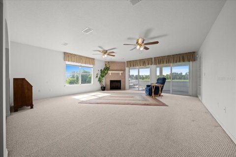 Casa en venta en Ocklawaha, Florida, 3 dormitorios, 199.83 m2 № 2207554 - foto 13