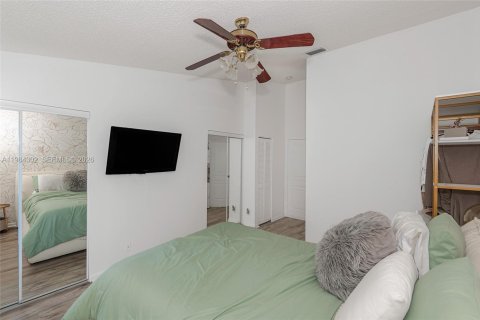 Adosado en venta en Dania Beach, Florida, 2 dormitorios, 103.12 m2 № 2045470 - foto 5