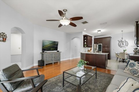 Villa ou maison à vendre à Orlando, Floride: 4 chambres, 204.85 m2 № 1914062 - photo 12