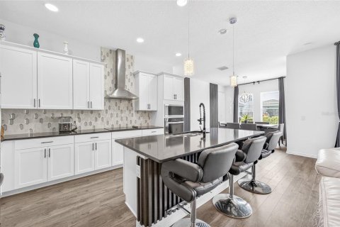Villa ou maison à vendre à Orlando, Floride: 5 chambres, 332.78 m2 № 2140680 - photo 3