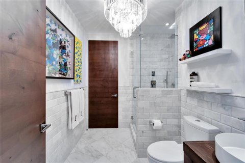 Condo in Saint Petersburg, Florida, 2 bedrooms  № 1902700 - photo 24