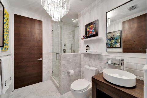 Condo in Saint Petersburg, Florida, 2 bedrooms  № 1902700 - photo 23