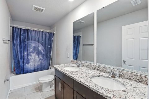 House in Leesburg, Florida 4 bedrooms, 201.6 sq.m. № 1883718 - photo 29