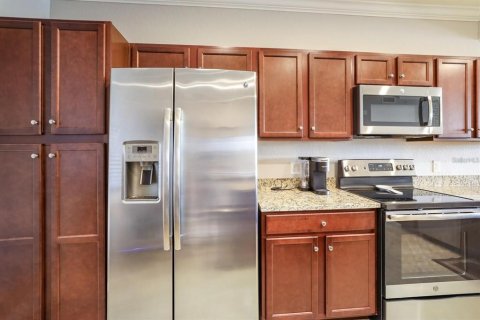Condo in Bradenton, Florida, 2 bedrooms  № 1885692 - photo 10