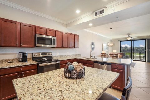 Condo in Bradenton, Florida, 2 bedrooms  № 1885692 - photo 12