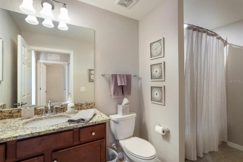 Condo in Bradenton, Florida, 2 bedrooms  № 1885692 - photo 25
