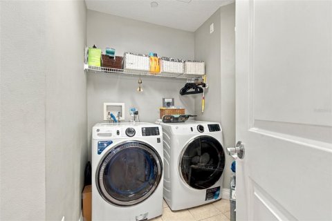 Condo in Tampa, Florida, 2 bedrooms  № 2369382 - photo 12