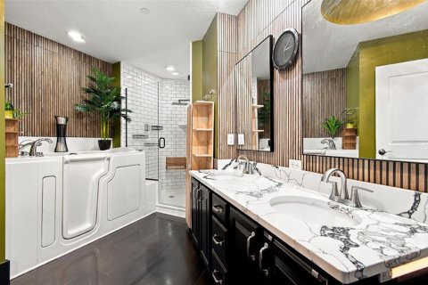 Condo in Tampa, Florida, 2 bedrooms  № 2369382 - photo 23