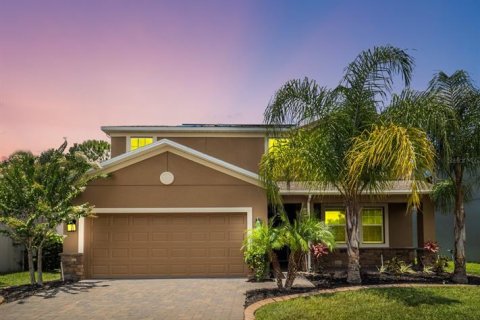Villa ou maison à vendre à Davenport, Floride: 5 chambres, 342.16 m2 № 1785388 - photo 1