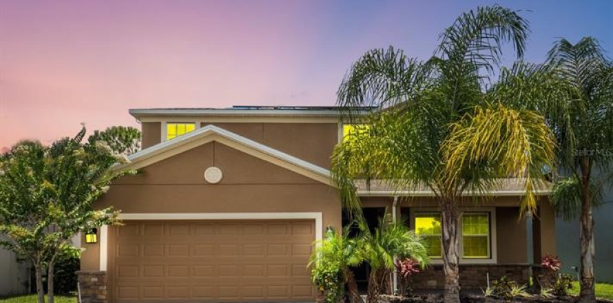 Casa en Davenport, Florida 5 dormitorios, 342.16 m2 № 1785388