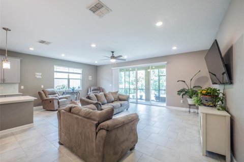 Villa ou maison à vendre à Davenport, Floride: 5 chambres, 342.16 m2 № 1785388 - photo 13