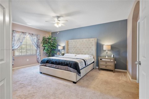 Casa en venta en Pembroke Pines, Florida, 3 dormitorios, 201.41 m2 № 1573182 - foto 17