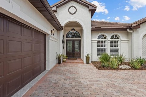 Villa ou maison à vendre à Bradenton, Floride: 2 chambres, 197.05 m2 № 2200590 - photo 3