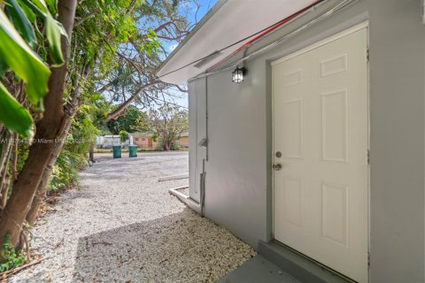 Снять в аренду виллу или дом в Норт-Майами-Бич, Флорида 2 спальни, 152.64м2, № 1980325 - фото 14