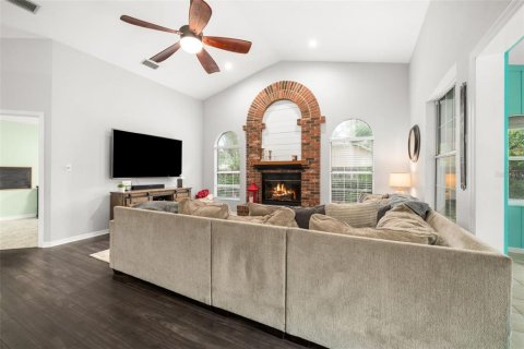 Villa ou maison à vendre à Gainesville, Floride: 4 chambres, 229.93 m2 № 2407054 - photo 10
