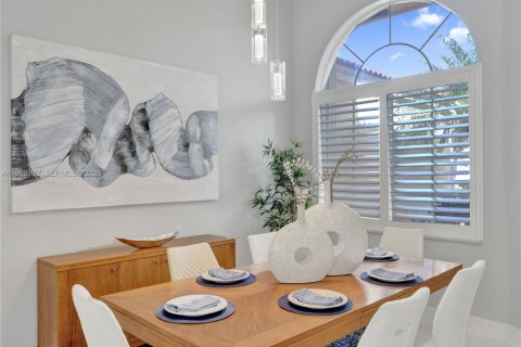 Casa en venta en Weston, Florida, 5 dormitorios, 238.02 m2 № 2066247 - foto 24