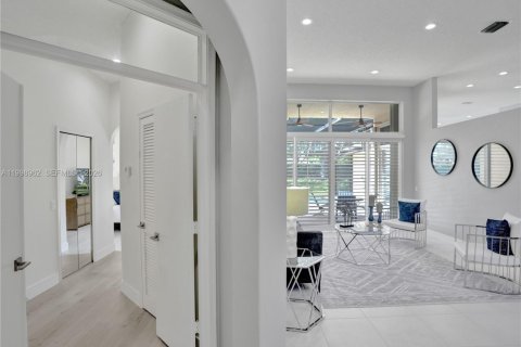 Casa en venta en Weston, Florida, 5 dormitorios, 238.02 m2 № 2066247 - foto 25