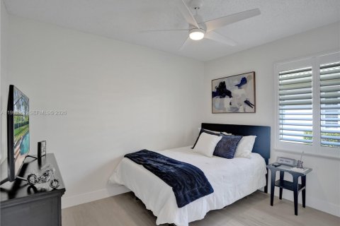 Casa en venta en Weston, Florida, 5 dormitorios, 238.02 m2 № 2066247 - foto 15