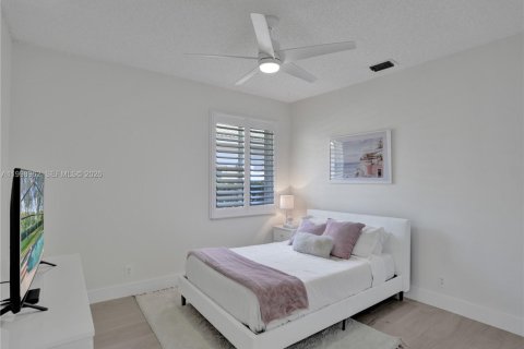 Casa en venta en Weston, Florida, 5 dormitorios, 238.02 m2 № 2066247 - foto 13